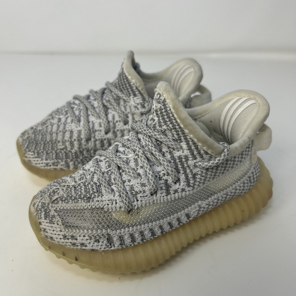 adidas Yeezy Boost 350 V2 Toddler Sneaker-Static / Yeshaya - Size 6K -APE 779001